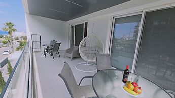 136 LCA - Stay Aquamarine Apartment