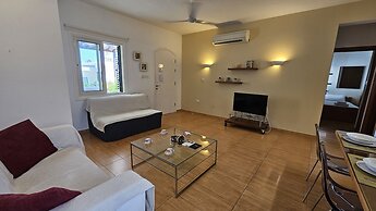 114 PRO - Stay Olivia Apartment