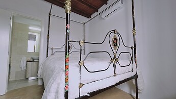 133 DRO - Stay Akoni House