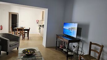 133 DRO - Stay Akoni House