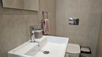 132 LCA - Stay Diamond Apartment