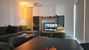 132 LCA - Stay Diamond Apartment