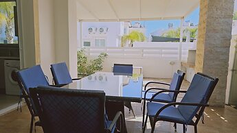 41 PRO - Stay Blue Bay Villa