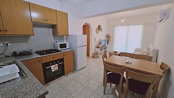 141 LCA - Stay Miracle Apartment