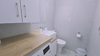 145 NIC - Stay Historia Apartment