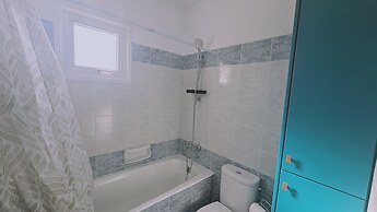 143 LCA - Stay Kastella Beach Apartment