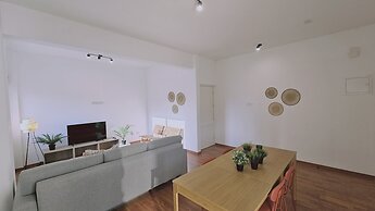 142 NIC 2 - Stay City Life 2 Apartment