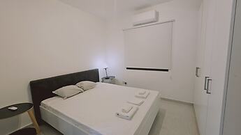 129 PAP - Stay Aphrodite Apartment