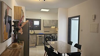 129 PAP - Stay Aphrodite Apartment