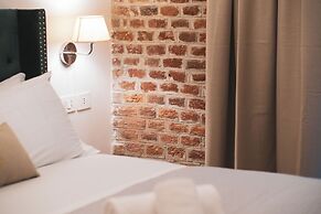 Carlo Felice Boutique Hotel