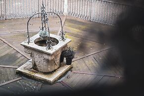 Carlo Felice Boutique Hotel