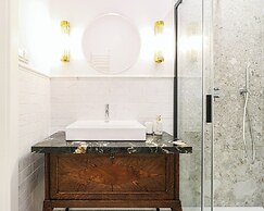 Azure Apartment by Baltic Home