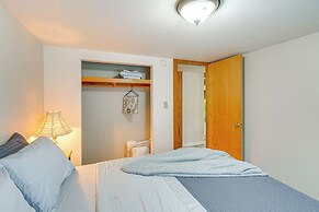 Near Mystery Falls: Marblemount Cabin w/ Fireplace