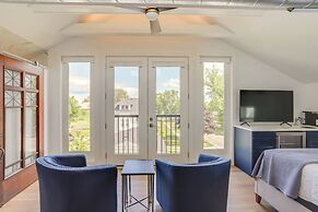 Port Clinton Home w/ Lake View - Walk to Beach!