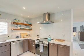 Port Clinton Home w/ Lake View - Walk to Beach!