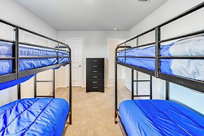 San Antonio Home w/ Pool Access: 11 Mi to Seaworld