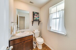 San Antonio Home w/ Pool Access: 11 Mi to Seaworld