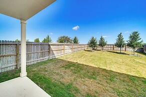 San Antonio Home w/ Pool Access: 11 Mi to Seaworld