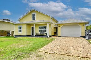 Close to Beaches: Palm Coast Home w/ Deck!