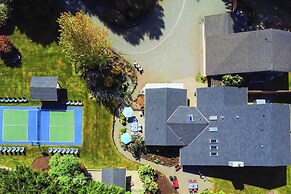 Bainbridge Island Group Retreat w/ Pickleball!