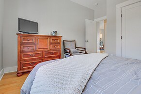 Vibrant Downtown Cincinnati Townhome w/ Sauna!