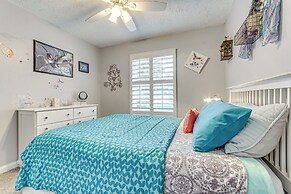 Fort Walton Beach Home w/ Pool: 5 Mi to Beach!