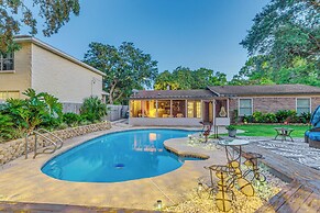 Fort Walton Beach Home w/ Pool: 5 Mi to Beach!