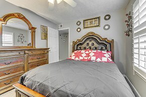 Fort Walton Beach Home w/ Pool: 5 Mi to Beach!