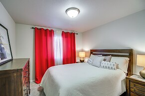 13 Mi to Dtwn Fargo: North Dakota Family Home!