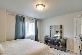 13 Mi to Dtwn Fargo: North Dakota Family Home!