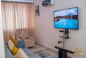 MONDEESTARS LUXURY HOME