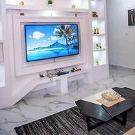 MONDEESTARS LUXURY HOME