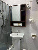 Delad Hotel and Suites