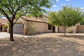 Beautifully Renovated Glendale Retreat 3 Bedroom Home by RedAwning