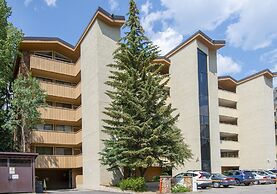 Scorpio 103 4 Bedroom Condo by RedAwning