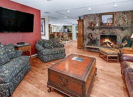 Scorpio 103 4 Bedroom Condo by RedAwning