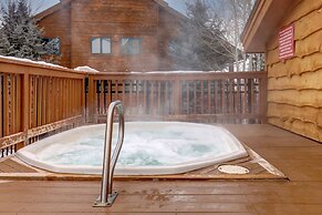 Timber Wolf Lodge 10d 2 Bedroom Condo by RedAwning