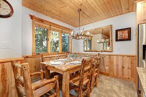 Timber Wolf Lodge 10d 2 Bedroom Condo by RedAwning