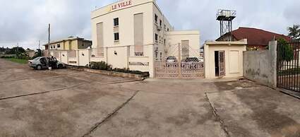 Le Ville Hotel and Suites