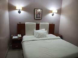 Le Ville Hotel and Suites