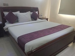 Le Ville Hotel and Suites