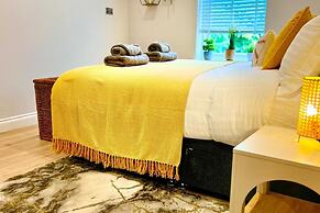 Brand New Coastal Breeze -family Friendly- Parking