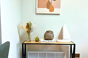 Brand New Coastal Breeze -family Friendly- Parking