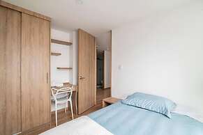 Uhaus 704