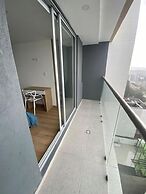 Uhaus 704