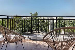 Phaedrus Living: Paphos Ithaki Gardens Flat