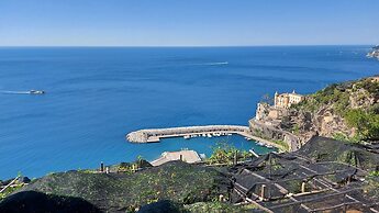 Galene - Beachfront in Costa d'Amalfi