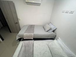 Casa Villa Carolina 5 min Puerta de Oro