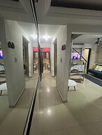 Casa Villa Carolina 5 min Puerta de Oro