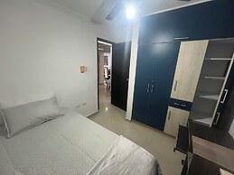 Casa Villa Carolina 5 min Puerta de Oro